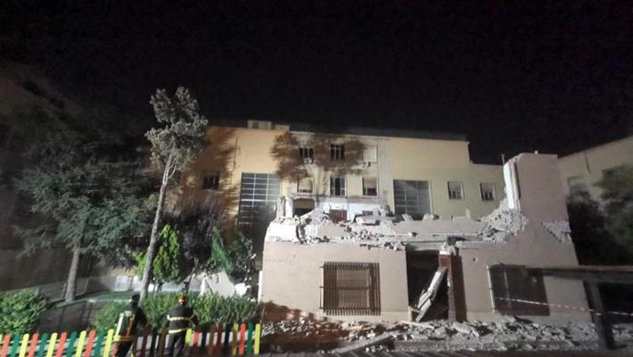 Cagliari, crollata l’aula magna dell’Università. Il sindaco: “Poteva essere una strage”