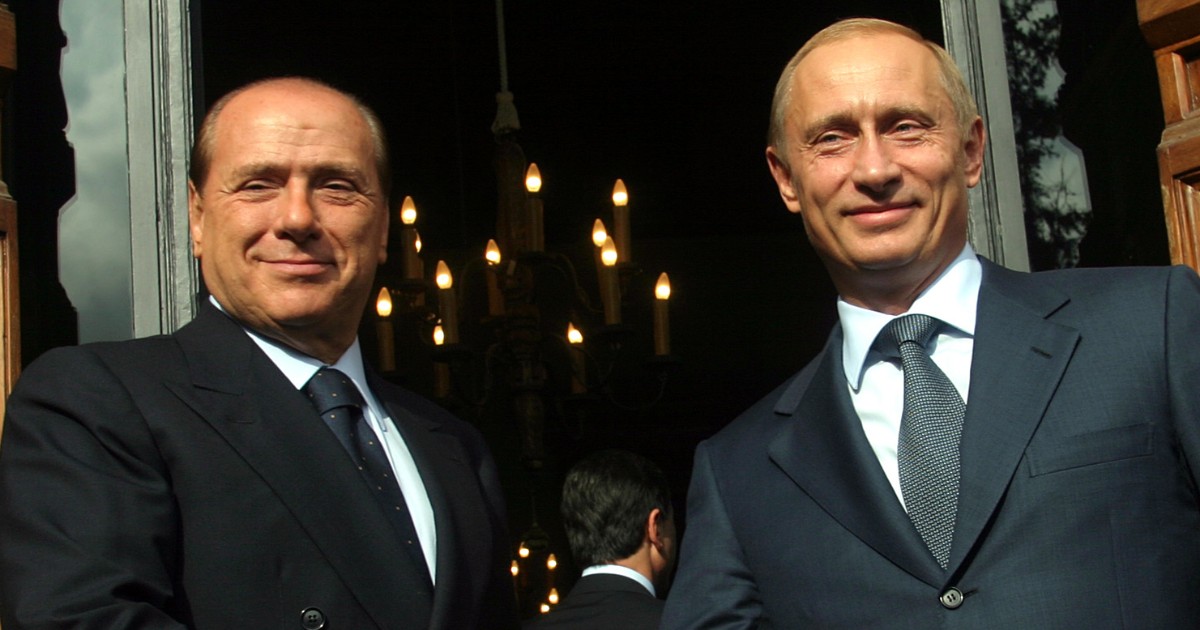Berlusconi, la Commissione Ue: “La vodka da Putin? Importazione proibita dalle sanzioni. Le leggi si applicano anche ai regali” – Il Fatto Quotidiano
