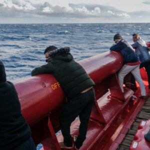 La nave Ocean Viking accolta in Francia. Macron: “Ma dall’Italia atti inaccettabili” – la Repubblica