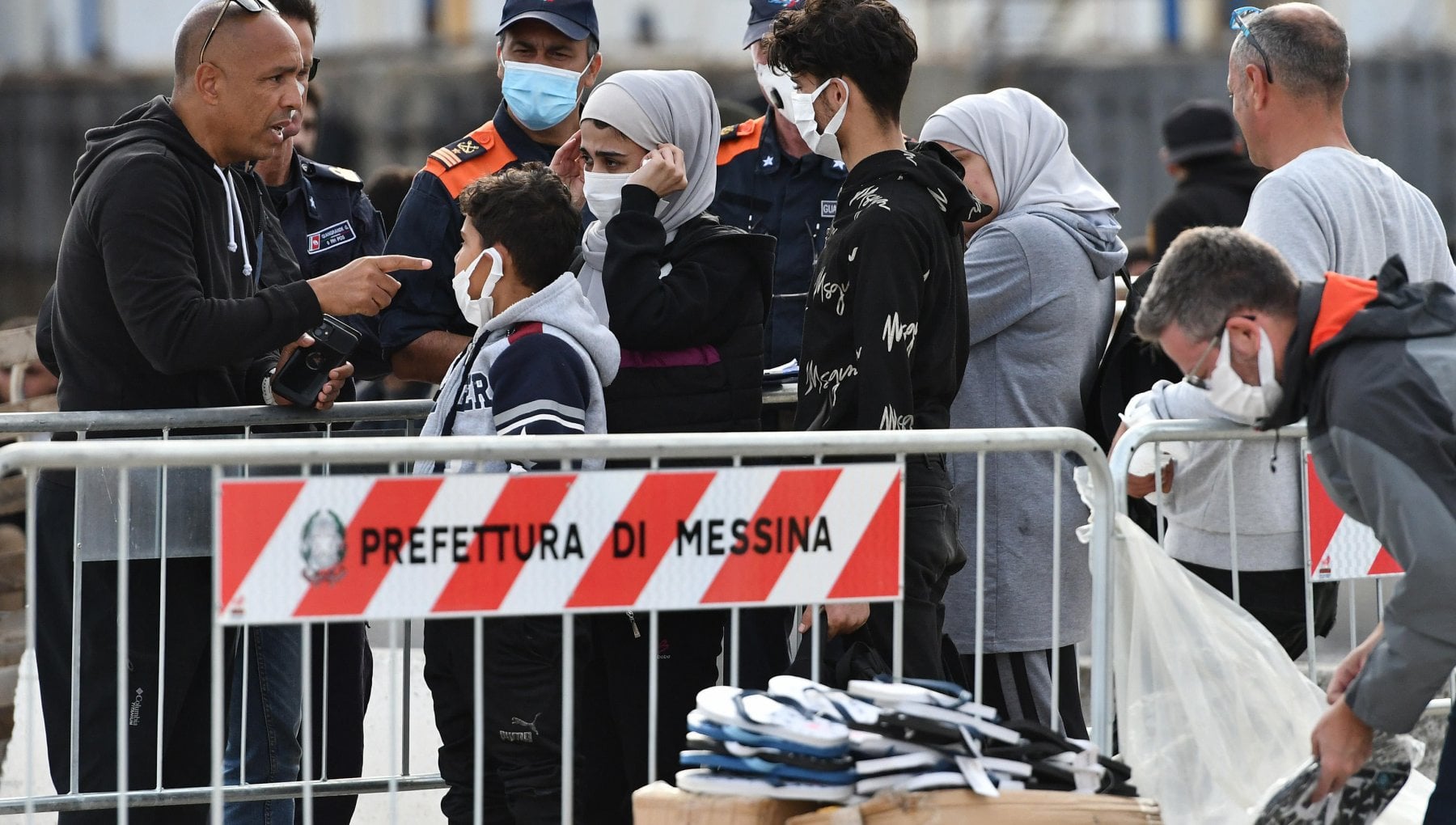 Migranti, lo scontro tra Francia e Italia e la Grande menzogna del governo Meloni – la Repubblica
