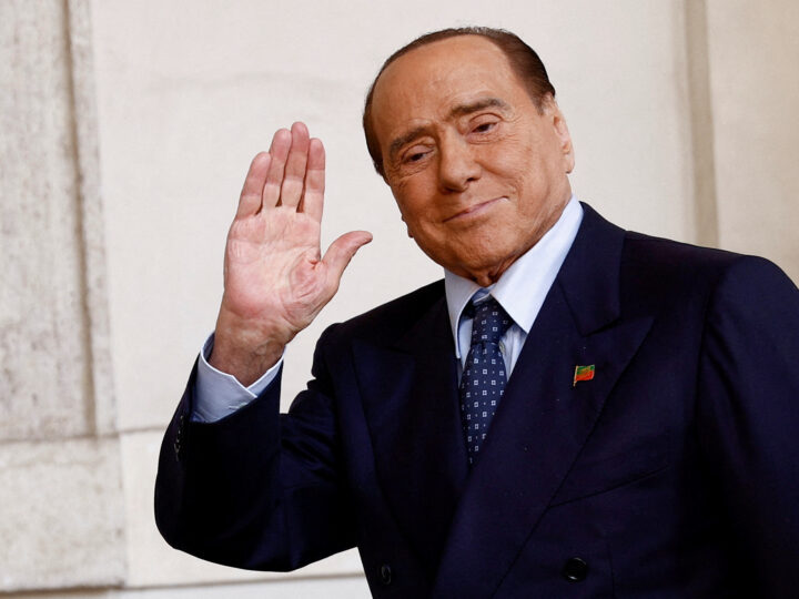 Soccer Italy’s Berlusconi promises prostitutes for his Monza soccer team | Reuters