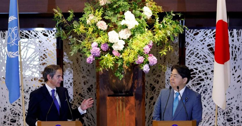 Il capo dell’agenzia Onu sul nucleare in Giappone per il rilascio in mare dell’acqua radioattiva trattata a Fukushima – Il Sole 24 ORE