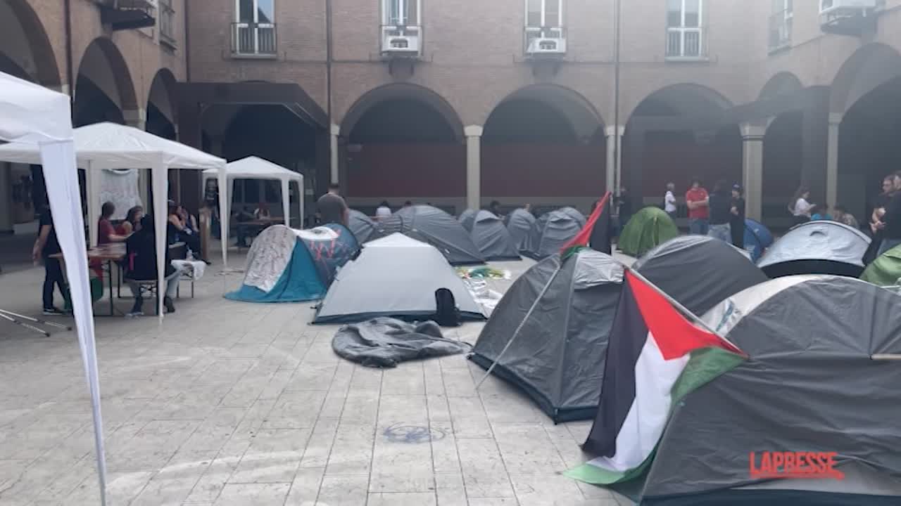 VIDEO Protesta pro Palestina a Bologna, accampamento di studenti in piazza Scaravilli – LaPresse